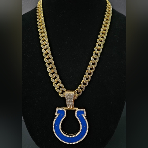 Colts football team iced Cubsn Chain Necklace Size 20\
